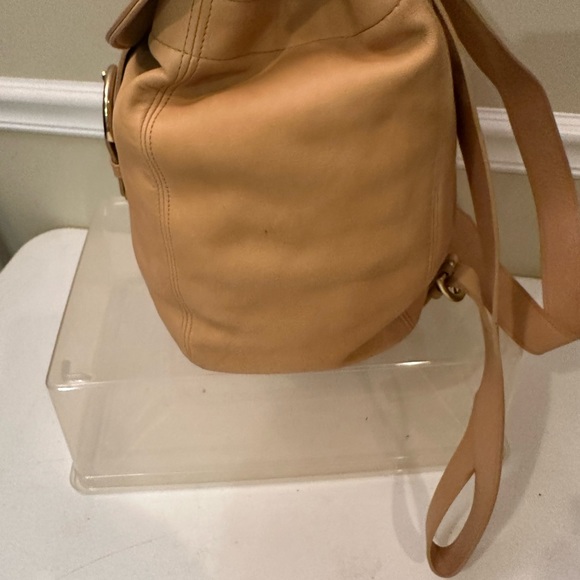 COACH vintage backpack very gently worn with code on the inside flap. - Picture 5 of 7